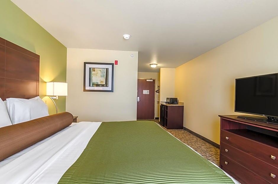 Cobblestone Hotel & Suites - McCook