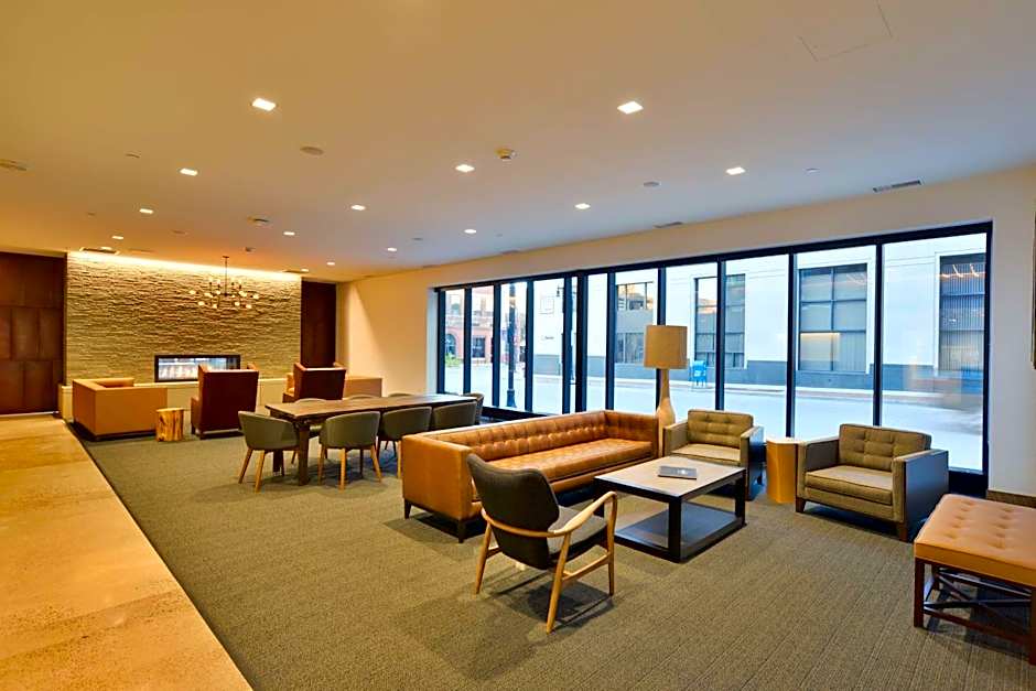 The Lismore Hotel Eau Claire - a DoubleTree by Hilton