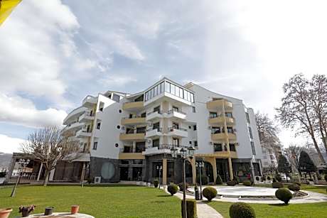 Hotel 1 Maji