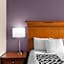 La Quinta Inn & Suites by Wyndham Jackson Airport/Pearl