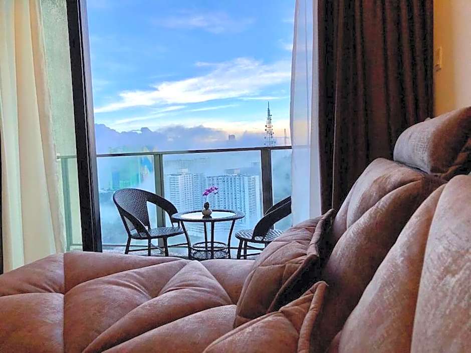 Sky D'Mont Suites