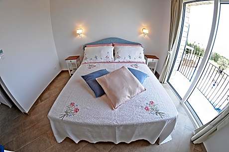 Double Room with Balcony and Sea View