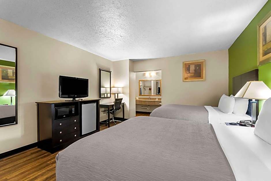Quality Inn Tullahoma
