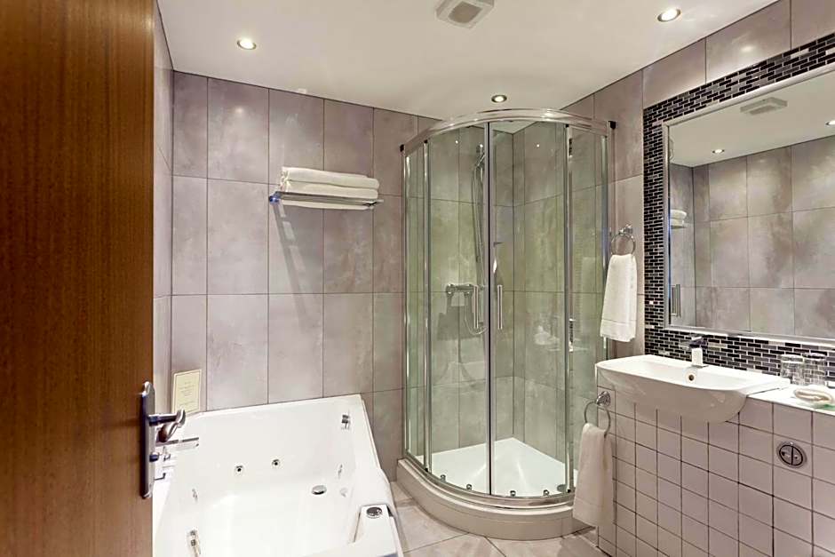 Best Western Plus White Horse Hotel