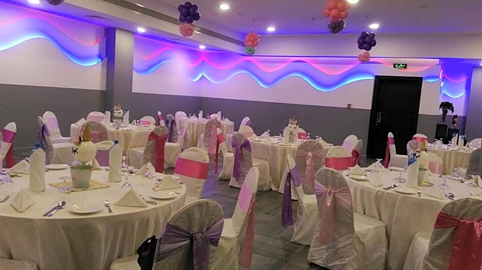 Park Regis Lotus Hotel