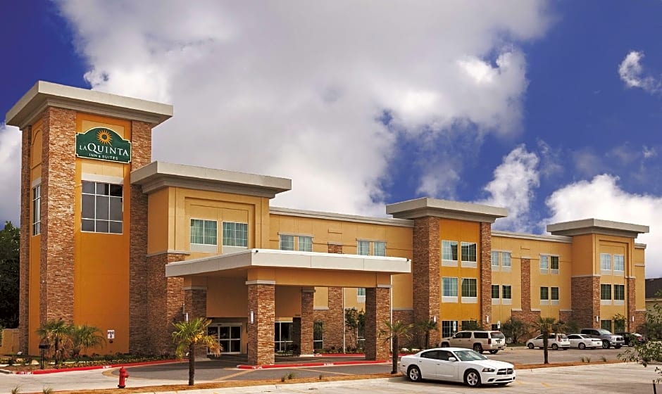 La Quinta Inn & Suites by Wyndham Beeville