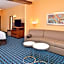 Fairfield Inn & Suites by Marriott Warrensburg