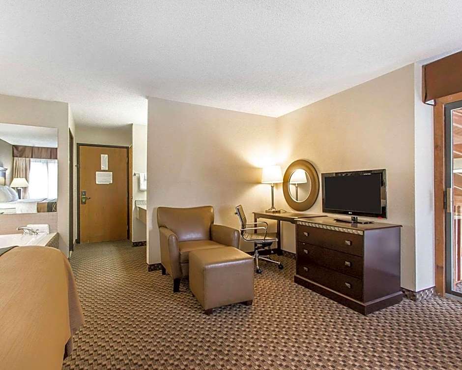 Quality Inn Macomb Near University Area