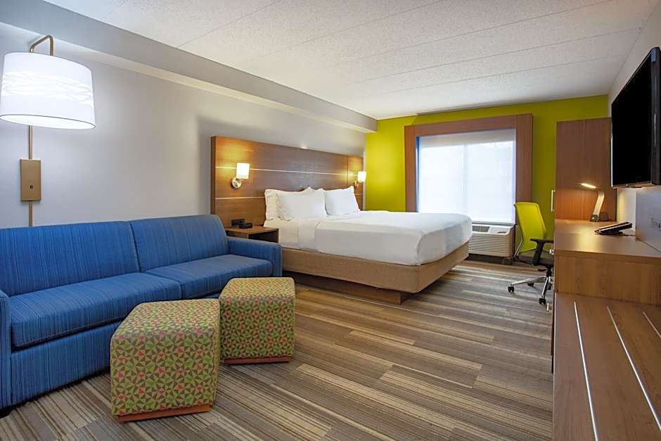 Holiday Inn Express Hotel and Suites Fort Wayne By IHG