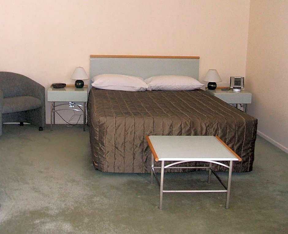 Pavilion Motel & Conference Centre