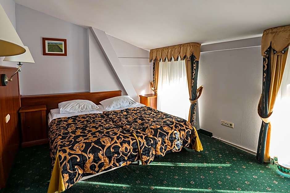 Pietrak Hotel