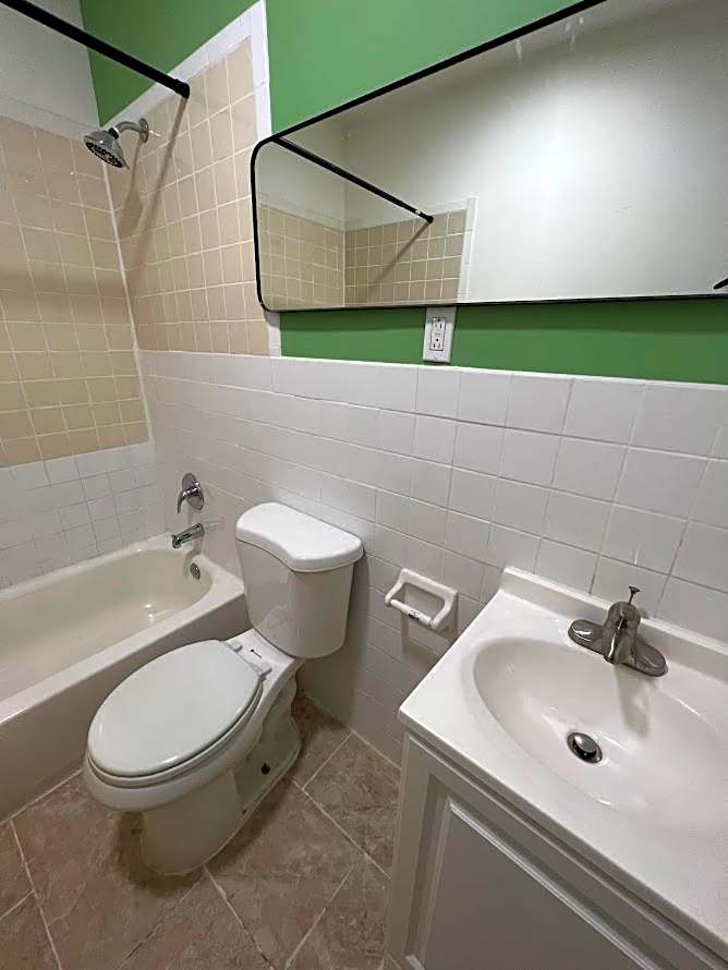 East Harlem Hostel