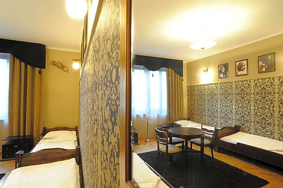 Hostel Deco