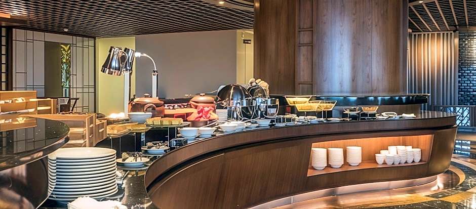 JHL Solitaire Gading Serpong