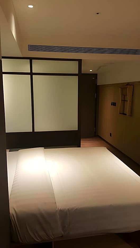 City Suites - Main Station