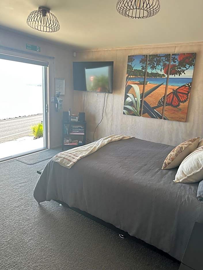 Te Mata Bay Seaviews