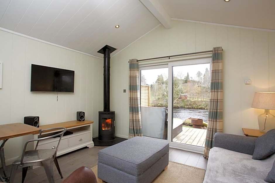 Braidhaugh Holiday Lodge and Glamping Park
