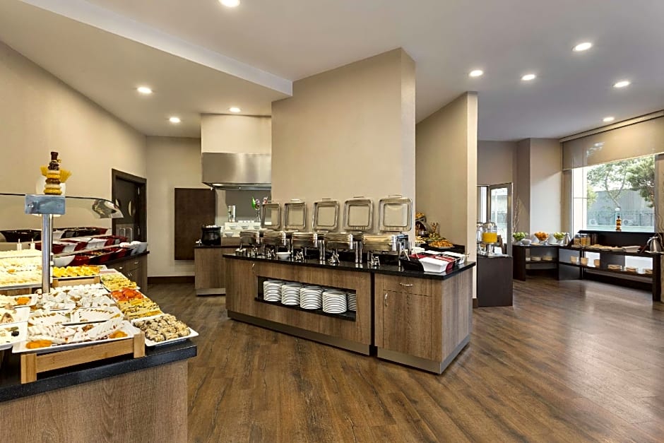Ramada Plaza Izmir