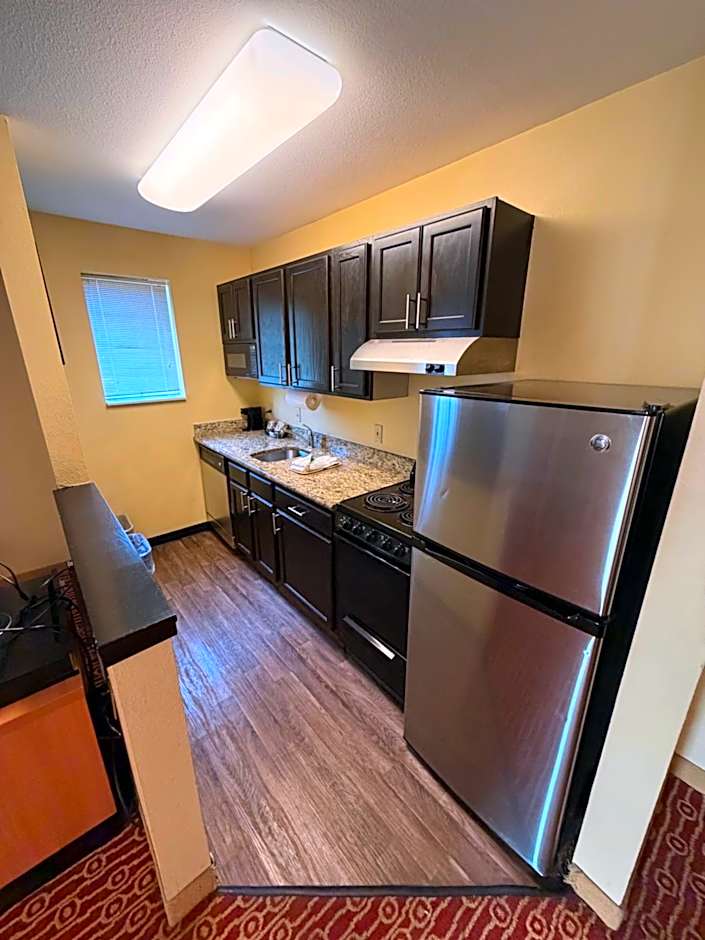 MainStay Suites Bloomington near University