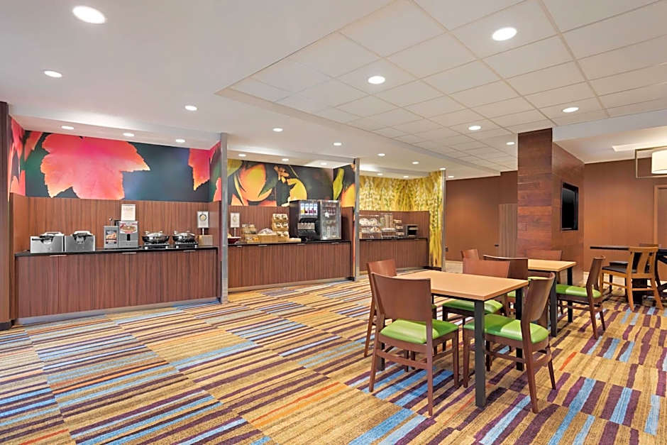 Fairfield Inn & Suites by Marriott Charlottesville Downtown/University Area