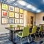 Holiday Inn Express & Suites Platteville By IHG