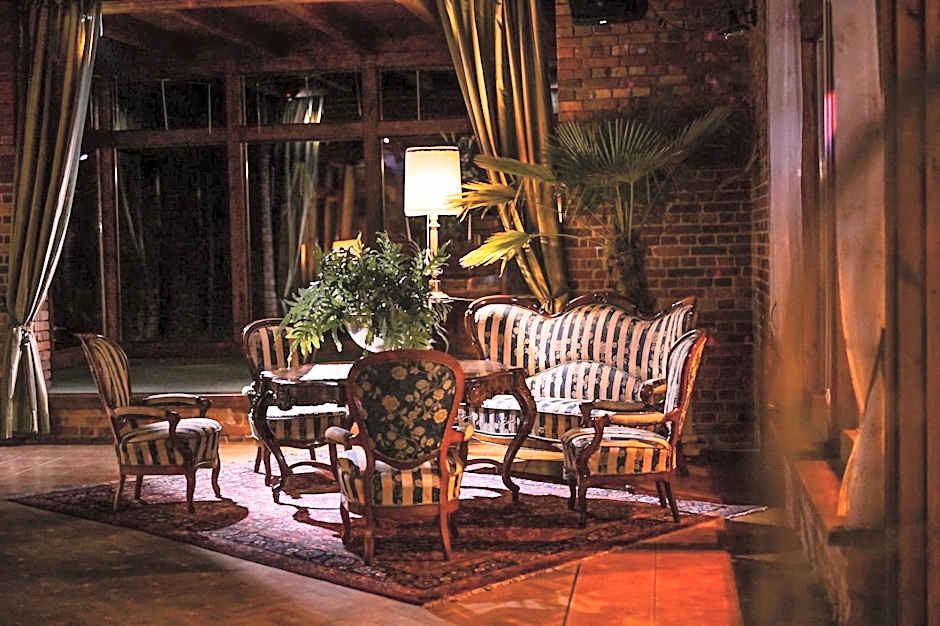 Żabi Dwór - HOTEL - RESTAURACJA - SPA