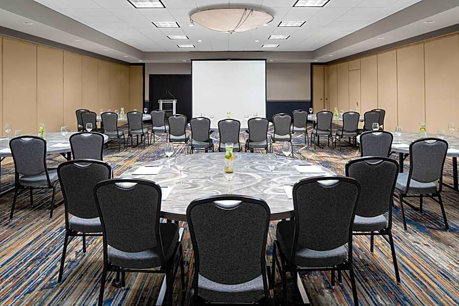 The Alloy King of Prussia - a DoubleTree by Hilton