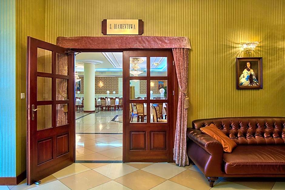 Hotel - Dworek Tryumf