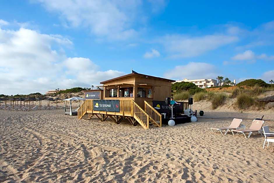 Hipotels Playa La Barrosa - Adults Only