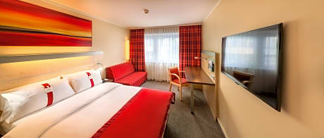 2 SINGLE BEDS STANDARD SMOKING