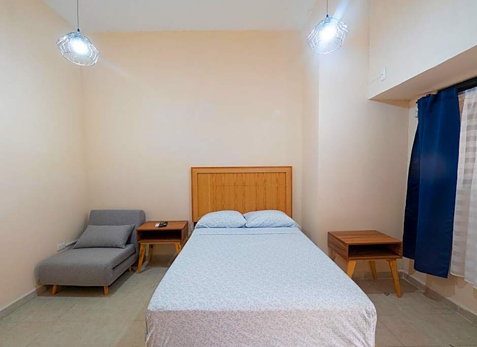Nido Colibrí - Private Rooms and hostel Dorms in Remate de Paseo Montejo