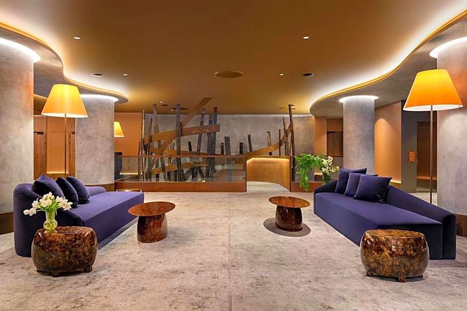 Forte de Gaia, Autograph Collection