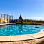 Sandy Bottoms Beachfront Studio On The Sand