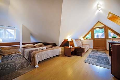 Triple Room with Mountain View
