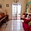 Casa Gaviotas Art cozy 2 bed house with art studio close to downtown