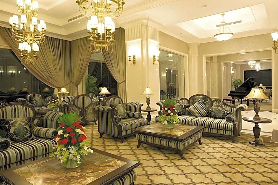 Eldora Hotel