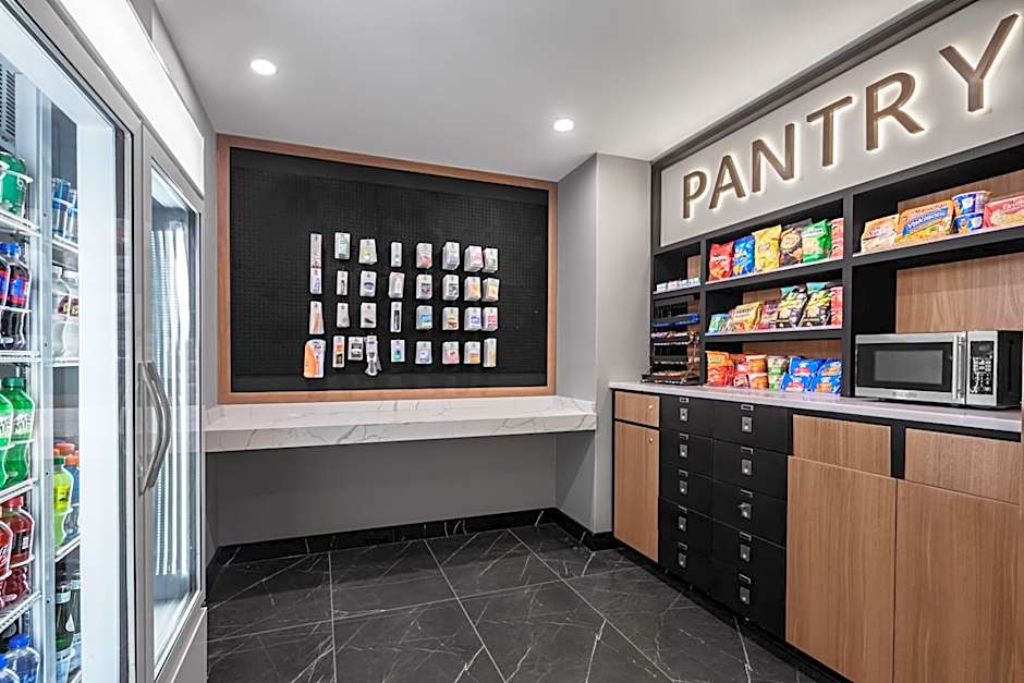 Four Points by Sheraton Flushing