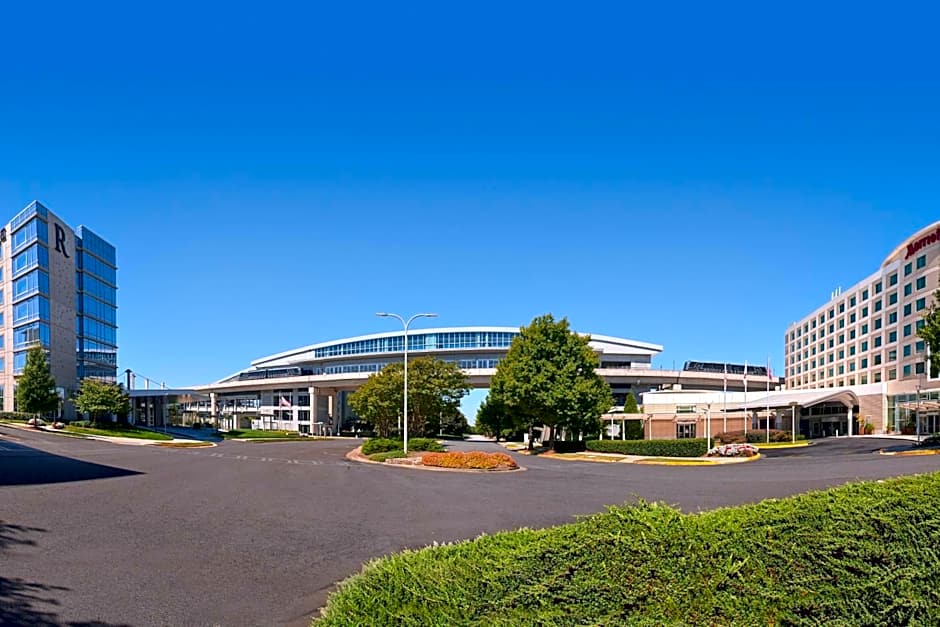 Renaissance by Marriott Atlanta Airport Gateway Hotel