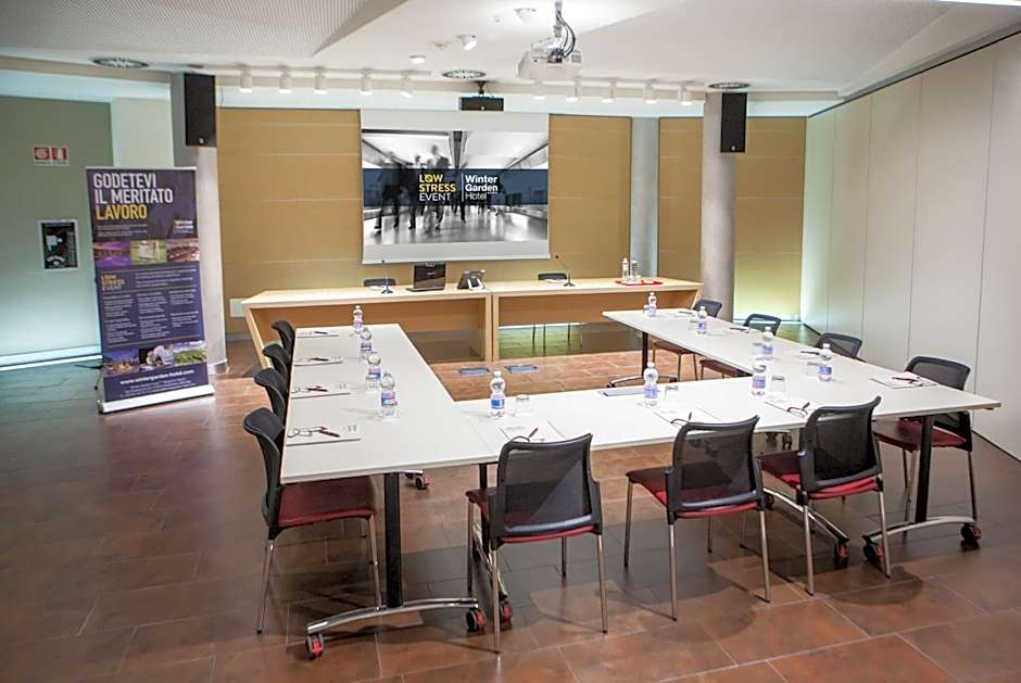 Winter Garden Hotel Bergamo Airport