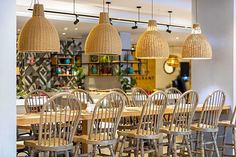 Design Plus Seya Beach Hotel