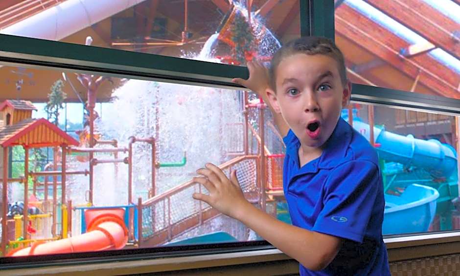 Six Flags Great Escape Lodge & Indoor Waterpark