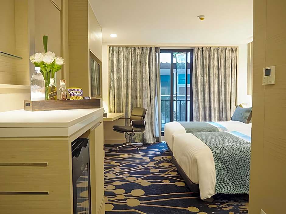 Solitaire Bangkok Sukhumvit 11