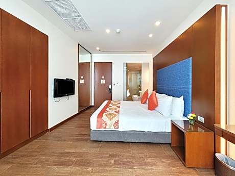 Saffron Premier King