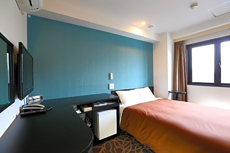 Double Room - Non-Smoking
