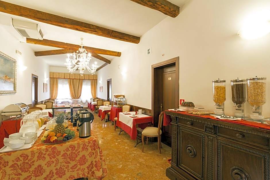 Palazzo Guardi