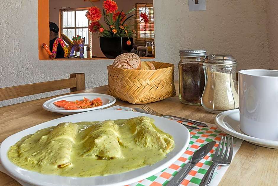 Ayenda Meson del Rio