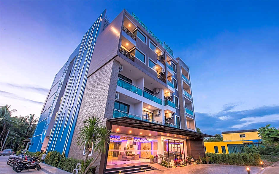 River Front Krabi Hotel