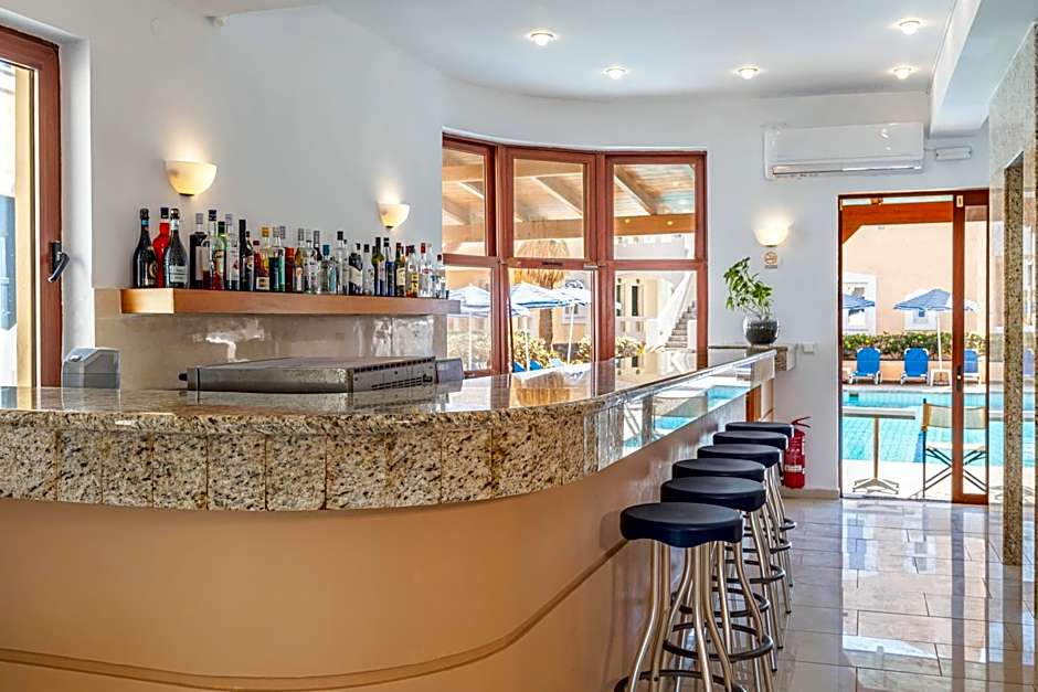 Niros Beachfront Aparthotel