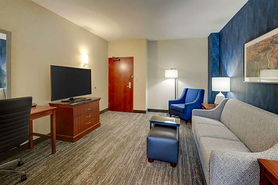 DRURY INN & SUITES MT VERNON