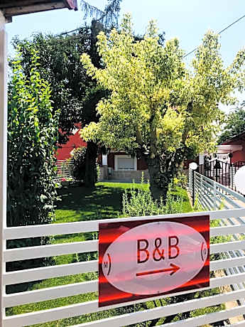 B&B Red Village